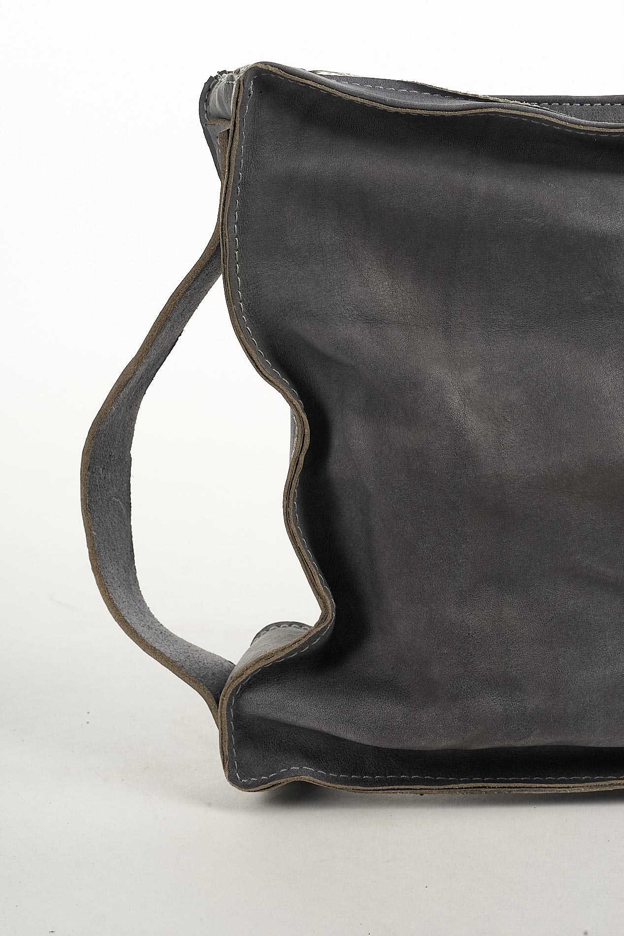 daniele basta leather and silver bags - DETAIL 2